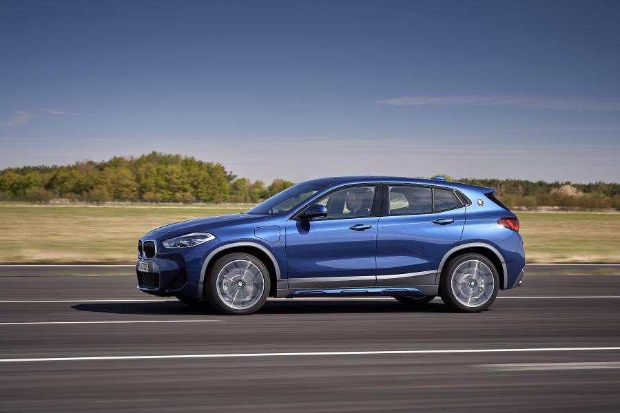  BMW X2 xDrive25e M Sport (F39) 2020 года  (WW) (фото 16 из 55)